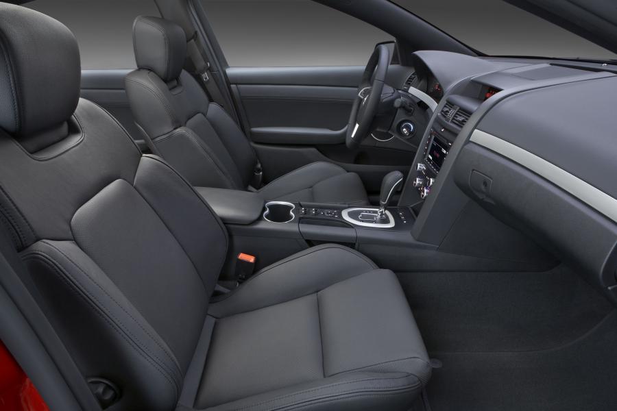  Pontiac G8 GT 2009 года  (фото 11 из 17)